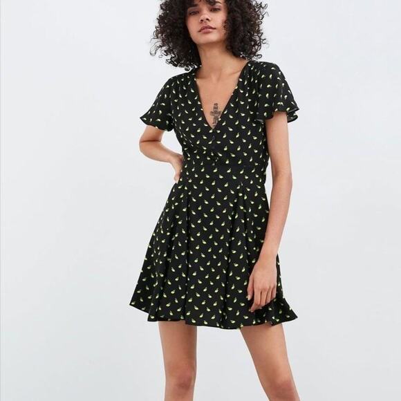 2/$30 ZARA Lemon Print Fit and Flare Black Dress V-Neck Scalloped Sleeve #6871 - Picture 1 of 16